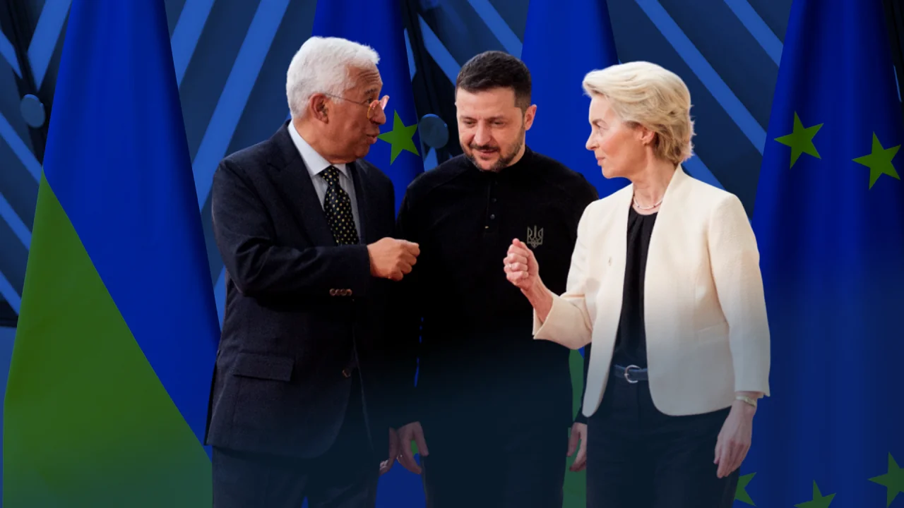 Володимир Зеленський з Урсулою фон дер Ляєн та Анджеєм Дудою перед прапорами ЄС і України
