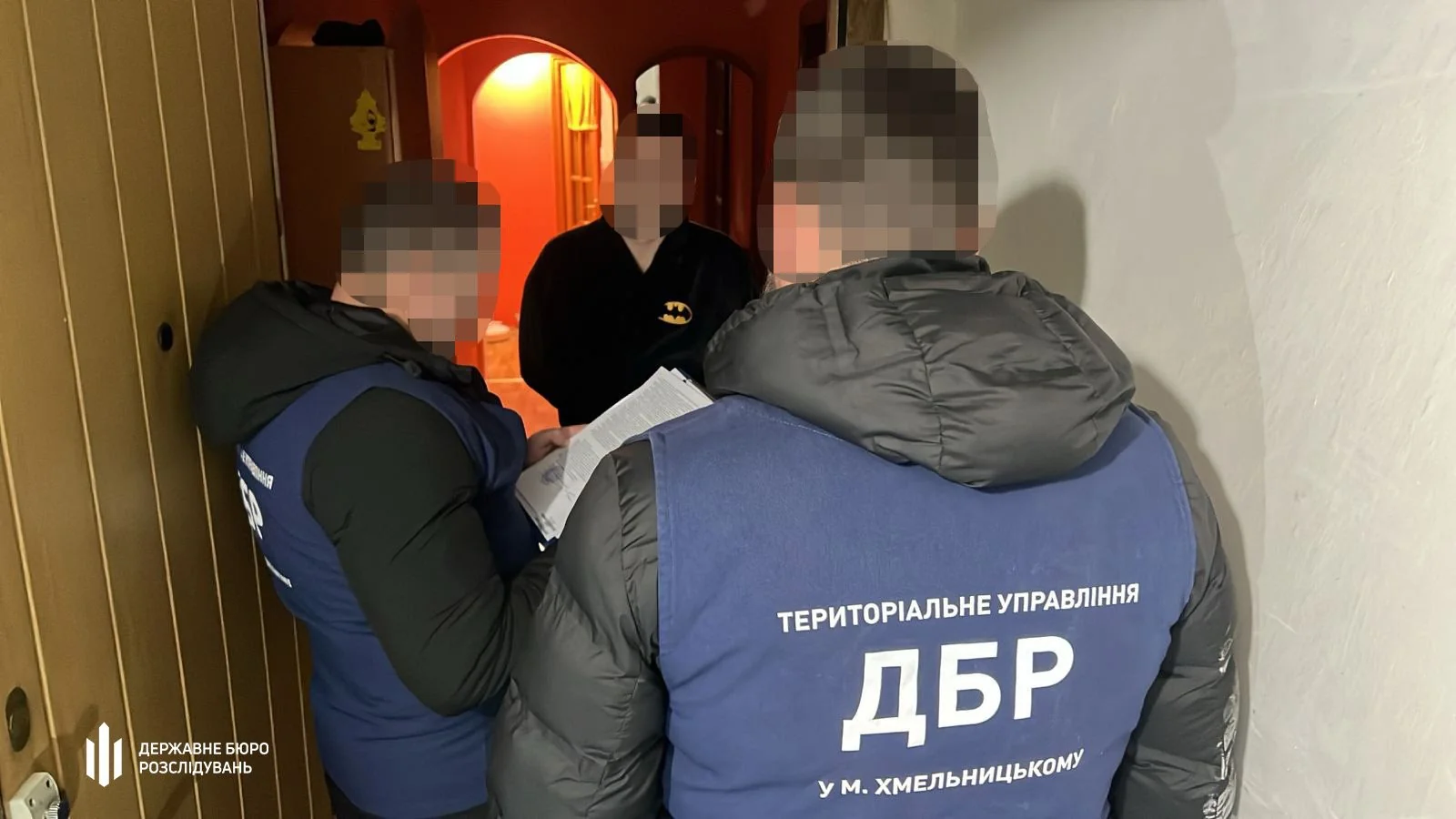 Співробітники ДБР затримають посадовця ТЦК за хабар на Волині