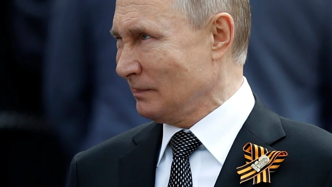Володимир Путін з георгієвською стрічкою, стратегія Кремля перед виборами.