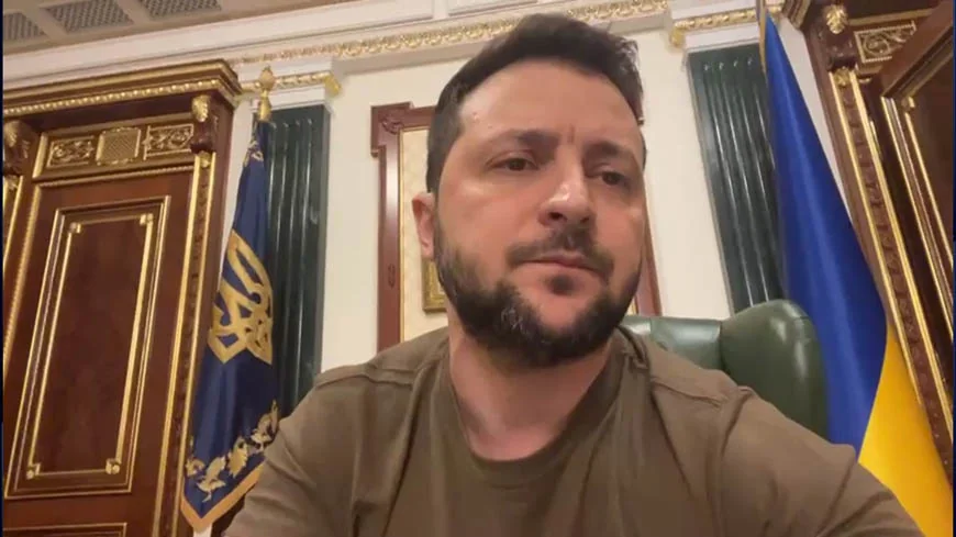 Ексміністр аграрної політики Микола Солський у службовому кабінеті з прапорами України
