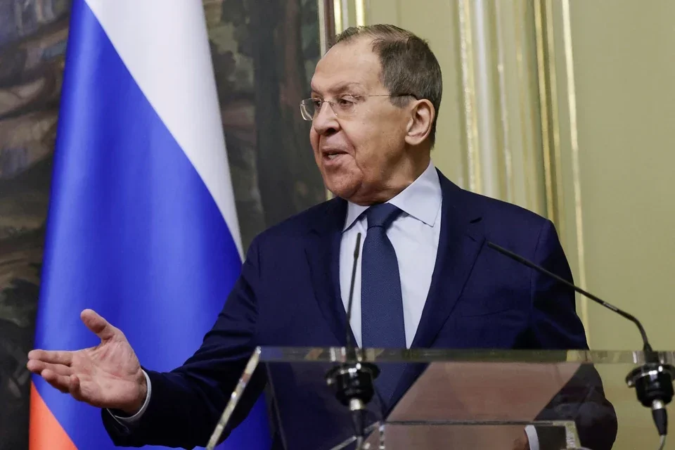 Сергій Лавров на пресконференції заявляє про неготовність України до переговорів