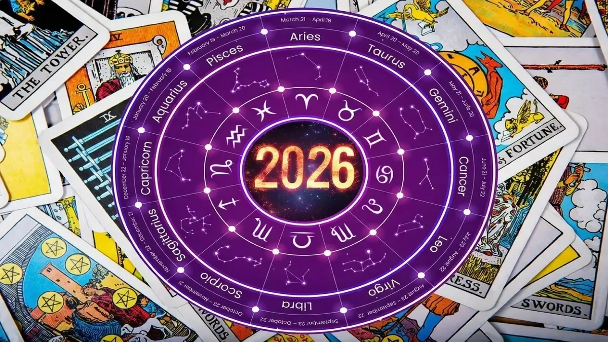 Колесо знаков зодиака с 2026 на фоне карт Таро для гороскопа 16–22 марта