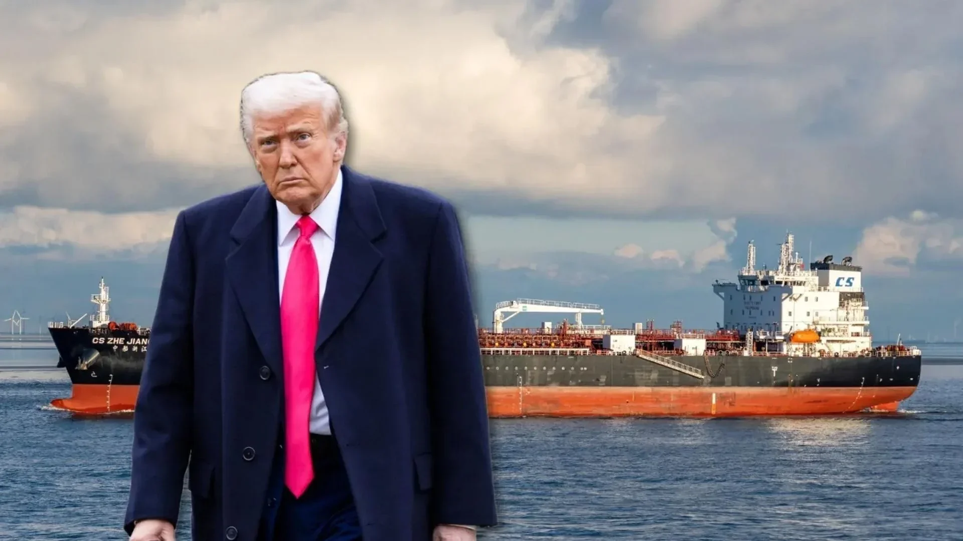 Дональд Трамп на фоне нефтяного танкера в Ормузском проливе