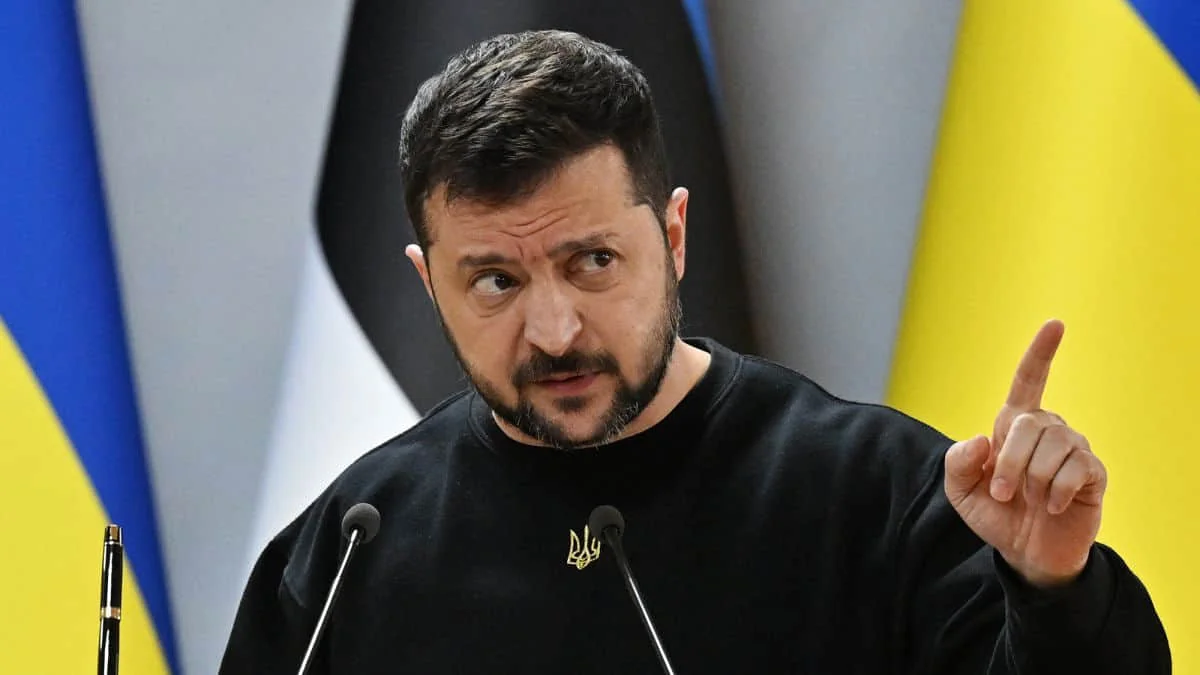 Зеленский заявляет о послаблении давления на РФ и дальнобойных санкциях Украины