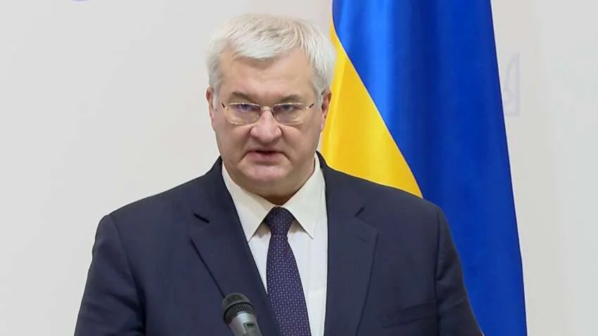 Президент Володимир Зеленський коментує реакцію на порушення Пасхального перемиря Росією