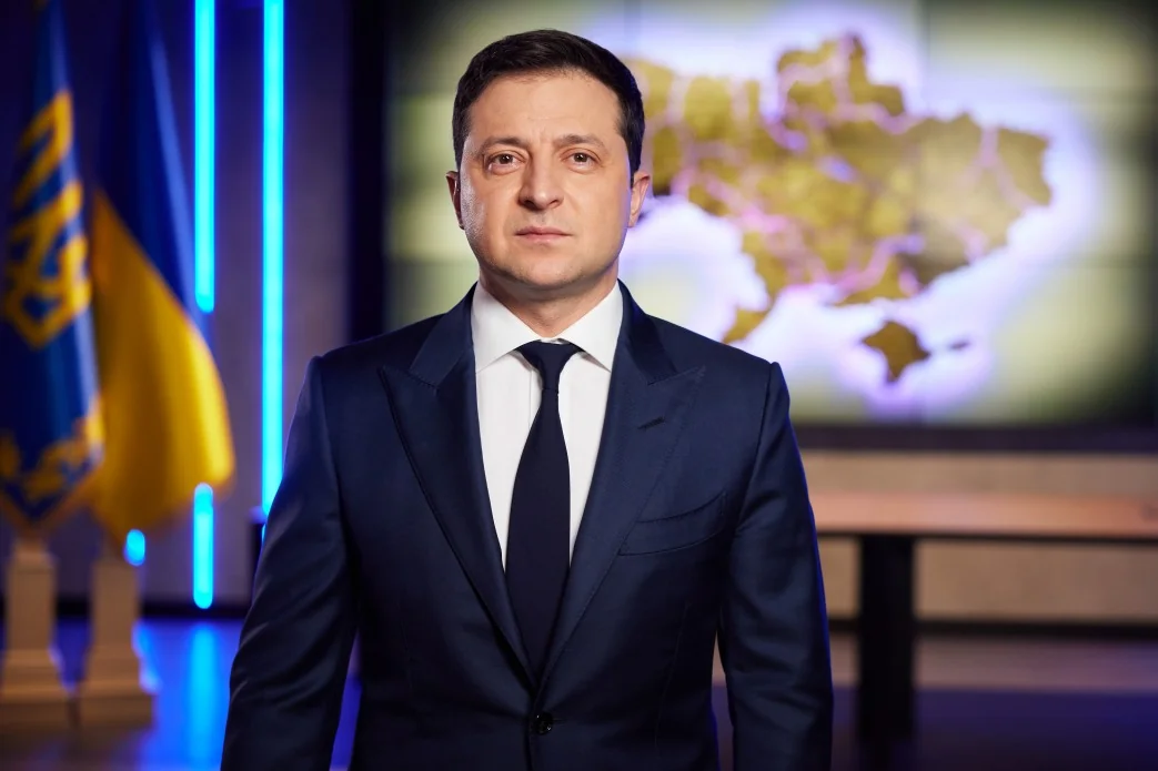 Володимир Зеленський на тлі карти України: «Наша земля, а не їхня»