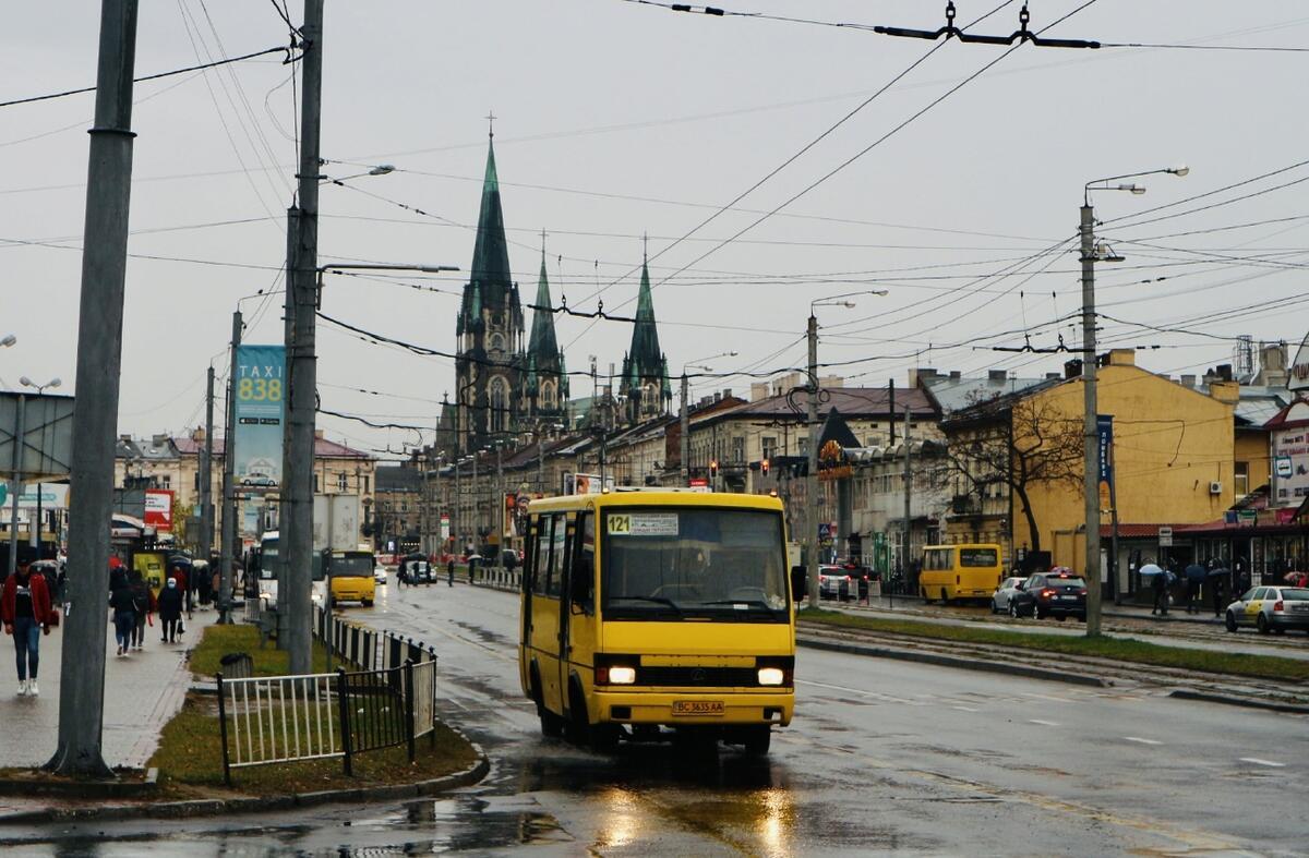 Маршрутка 121 Днепр: полный маршрут от центра до Парус-2