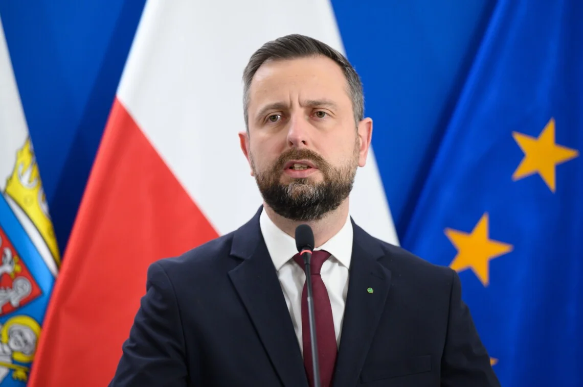 Міністр Польщі Владислав Косіняк-Камиш закликає захищати Україну