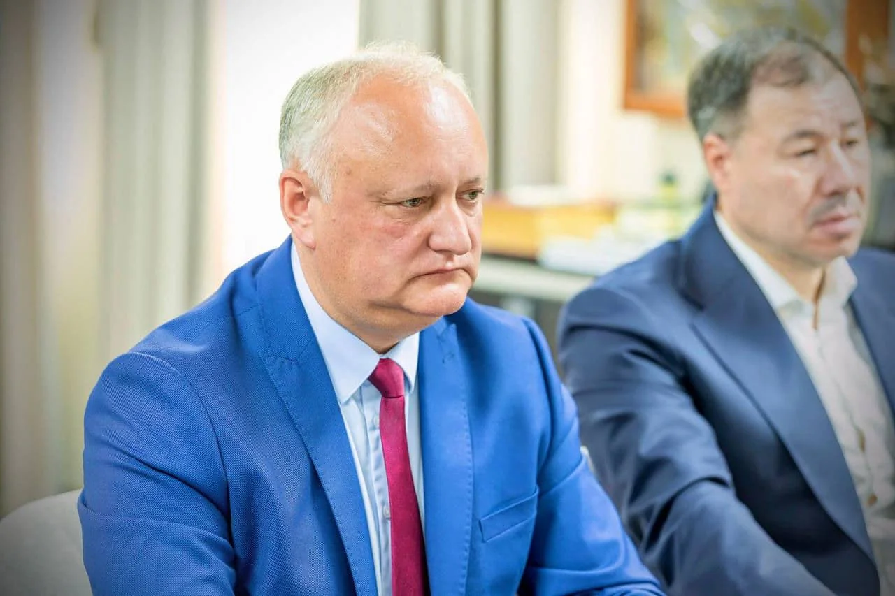 Ігор Додон бойкотує консультації Санду щодо нового премєр-міністра