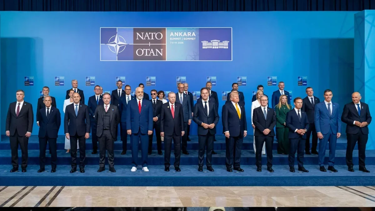 Лідери держав на саміті НАТО в Анкарі