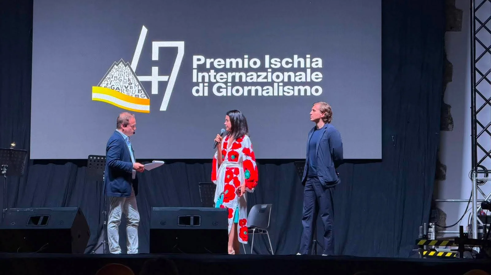 Севгиль Мусаева получает Premio Ischia Internazionale di Giornalismo на сцене
